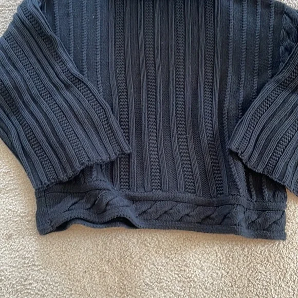 Black mock sweater - Picture 3 of 4